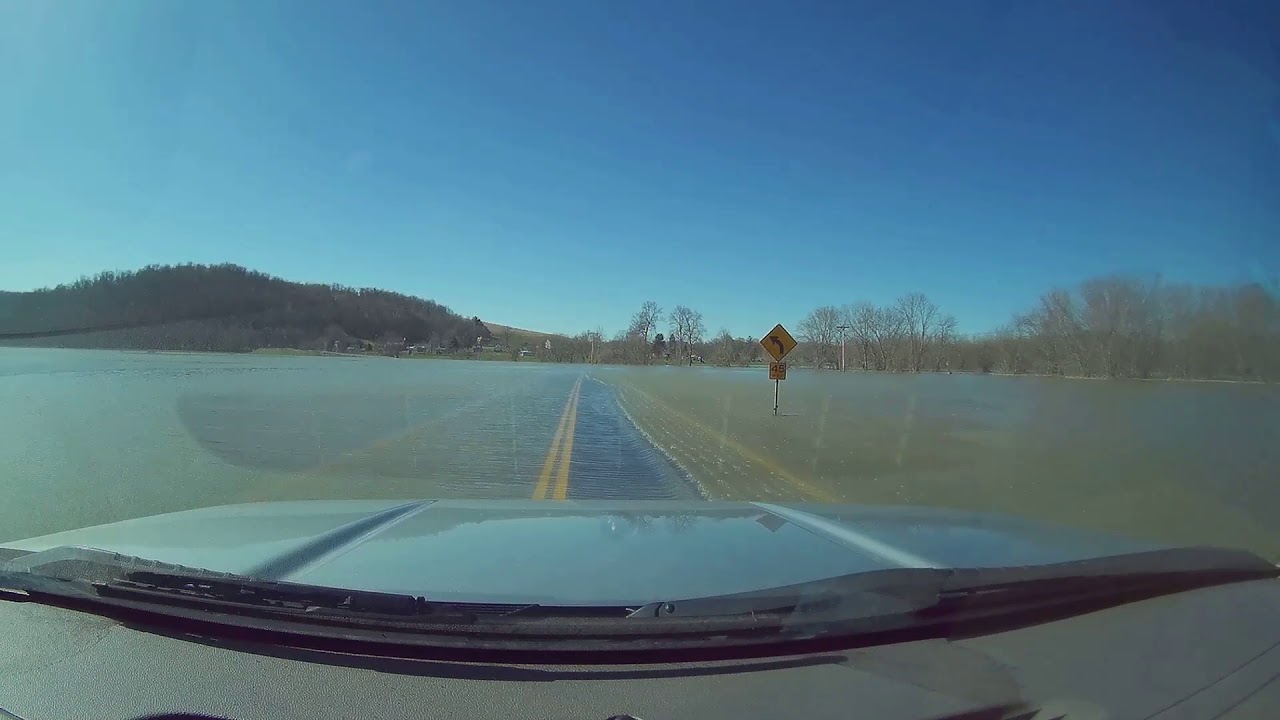 STUPID IDEA !!!! DO NOT TRY THIS!!  Driving on flooded roads