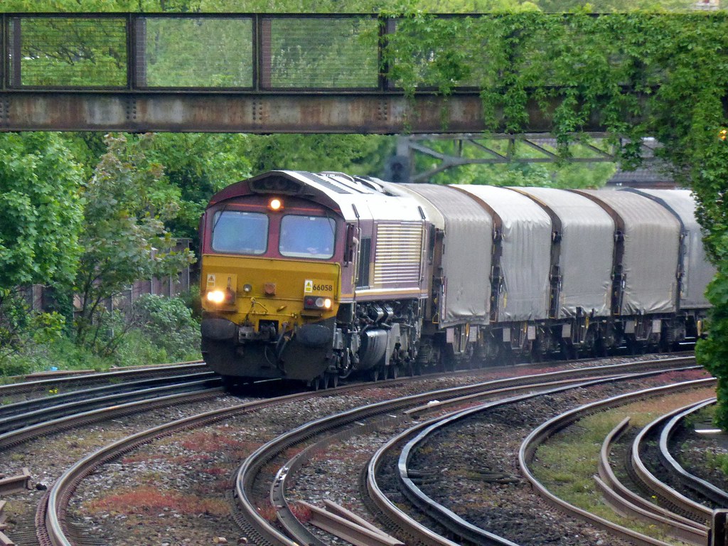 Driver looks back down train hauled by 66058 Margam to Dollands Moor 6O32 (then and on to either Maubeuge Fran